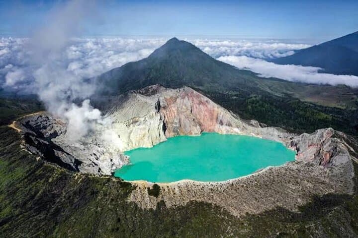 Blue Fire at Mount Ijen: Overnight Crater Trek from Ubud photo 5