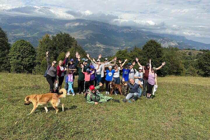 Hike Parz Lake to Goshavank: Dilijan National Park & Sevanavank Day Trip photo 4