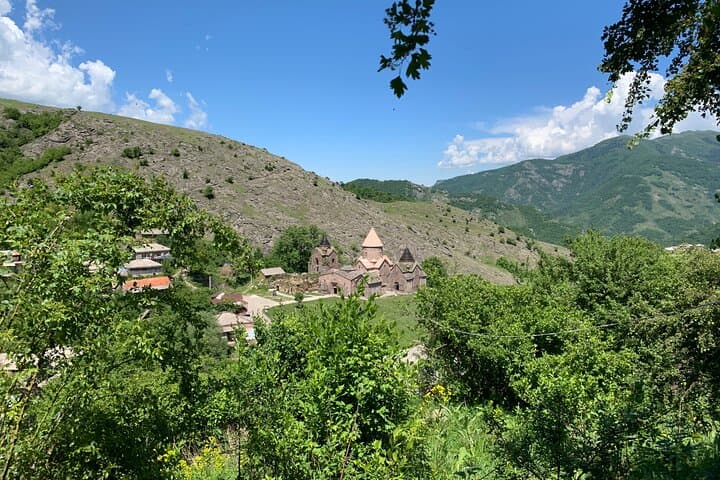 Hike Parz Lake to Goshavank: Dilijan National Park & Sevanavank Day Trip photo 5