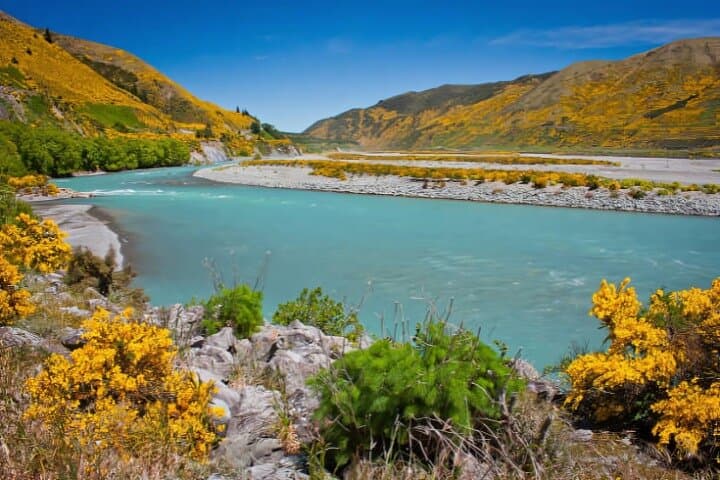 Day Trip to Hanmer Springs: Thermal Pools, Jet Boats & Waipara Wine Stops photo 6
