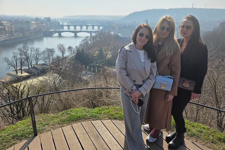 Prague Viewpoints & Castle Circuit: 10km E‑Bike Highlights Tour photo 4