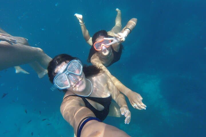 Hidden Coves & Cliff Jumps: Bendinat Coastal Walk and Snorkel photo 3