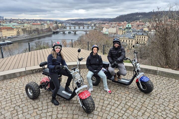 Electric Trike Prague: Panoramic Viewpoints & City Sightseeing Tour