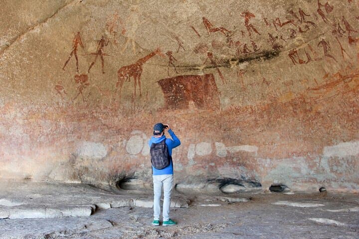 Matobo Hills Cave Expedition: Half-Day San Rock Art & Granite Views