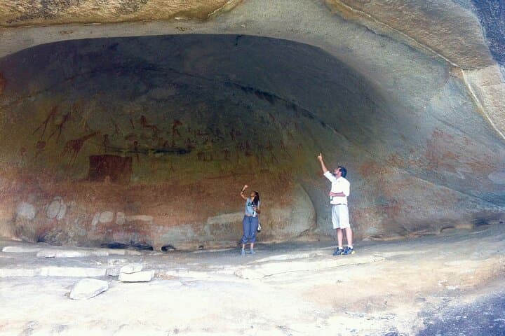 Matobo Hills Cave Expedition: Half-Day San Rock Art & Granite Views photo 6