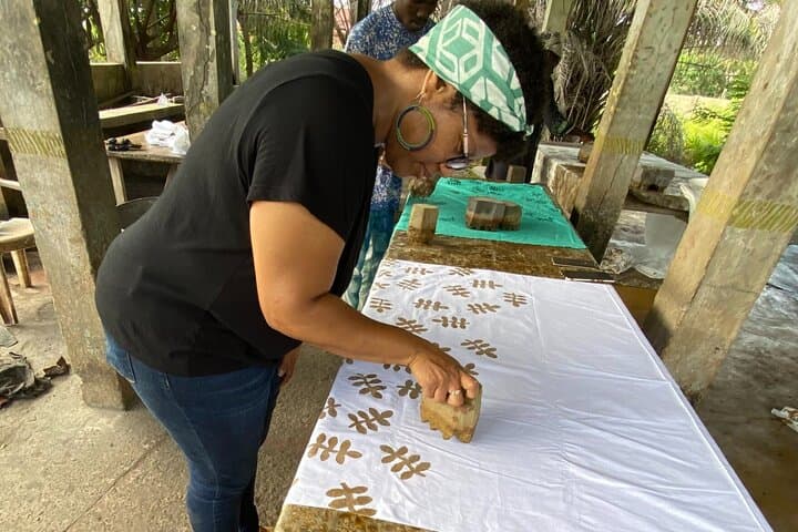 Hands-On Batik & Kente Weaving with Accra Art Center Market Experience photo 3