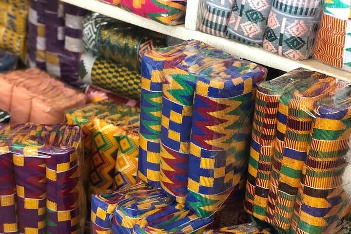 Hands-On Batik & Kente Weaving with Accra Art Center Market Experience photo 5