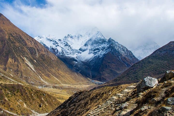 Luxury Langtang Valley Trek — 10-Day Kyanjin Gompa & Tserko Ri photo 2