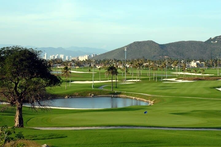 Tee Off at Sanya Yalong Bay Golf Club: 18-Hole Tee Time Guide