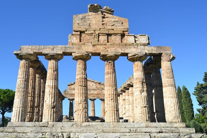 Private Paestum Archaeology Tour with PhD Guide — Explore Greek Temples & Museum photo 3