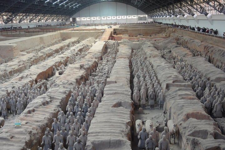 Xi'an Private Terracotta Army & Huaqing Pool Day Tour photo 2