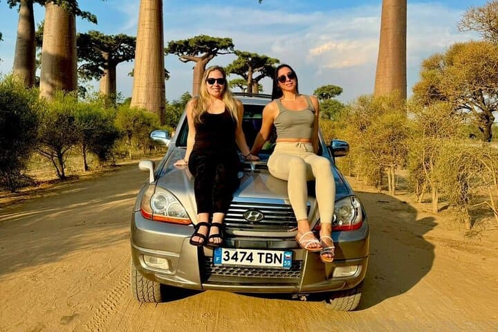 Madagascar Antananarivo to Andasibe: 7-Day Wildlife and Baobab Explorer photo 2