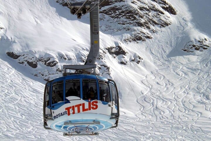 Day Trip to Mt Titlis & Interlaken from Zurich: Private Car, Rotating Cable Car & Glacier Walk