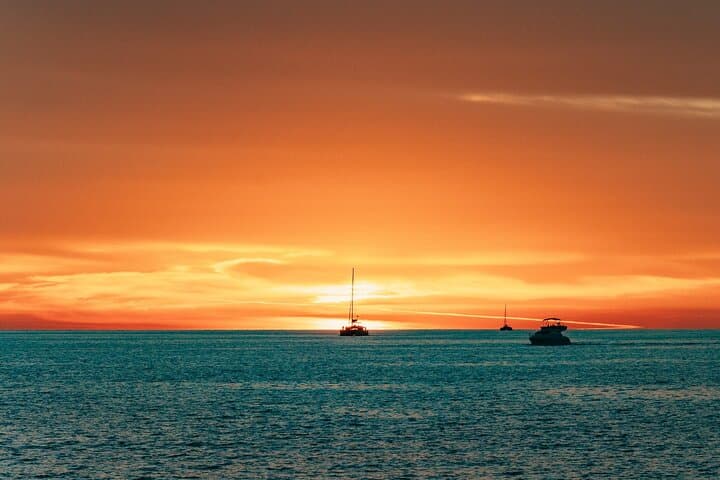 Santorini Catamaran Cruise: Luxury BBQ, Open Bar & Snorkeling the Caldera photo 6