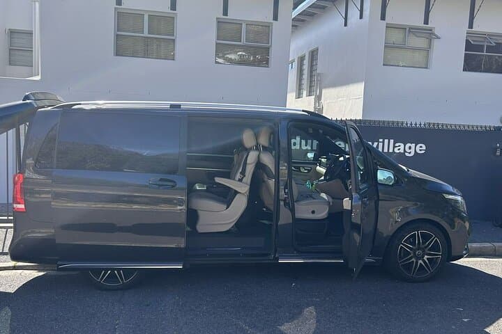 Cape Town Chauffeur Drive: Private Airport & City Transfers with Flexible Sightseeing photo 3