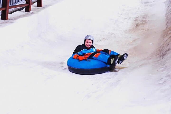 Pyramids to Penguins: Sand and Snow Full-Day Cairo Private Tour