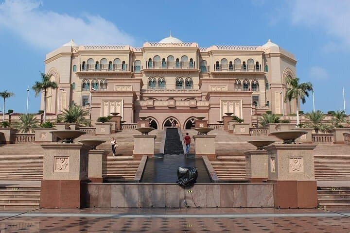 Abu Dhabi Full-Day Sightseeing from Dubai — Sheikh Zayed Mosque, Corniche & Yas Island photo 3