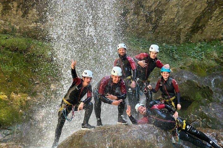 Canyoning Les Écouges (Vercors): Full-Day Descent of Waterfalls, Jumps & Rappels photo 2