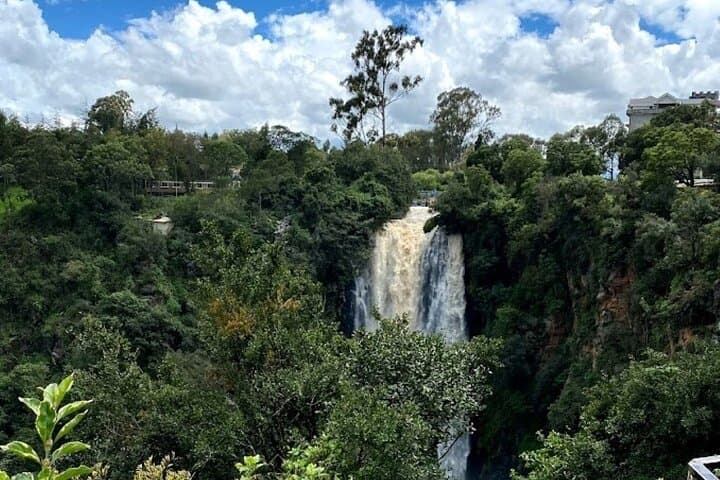Equator Point and Thomson's Falls: Day Trip from Nairobi photo 2