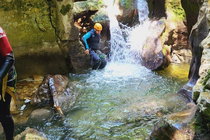 Canyoning du Groin: Navigate Narrow Limestone Gorges Near Lake Bourget photo 4