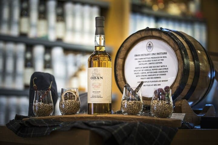 Whisky and Wild Highlands: Private Day Tour to Oban, Glencoe, Lochs & Castles from Glasgow