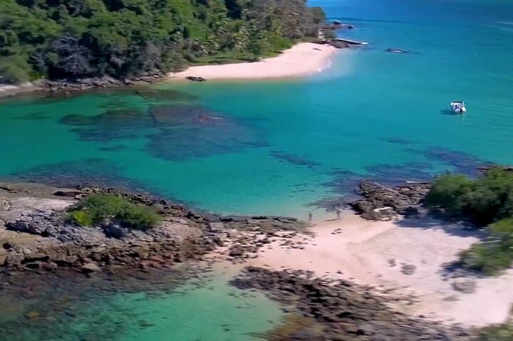 Super Blue Lagoon Angra dos Reis Private Boat Tour Guide photo 2