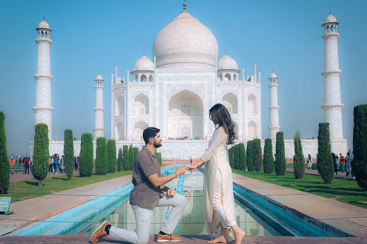 Private Taj Mahal Day Trip from Delhi — Skip-the-Line Guided Tour photo 2