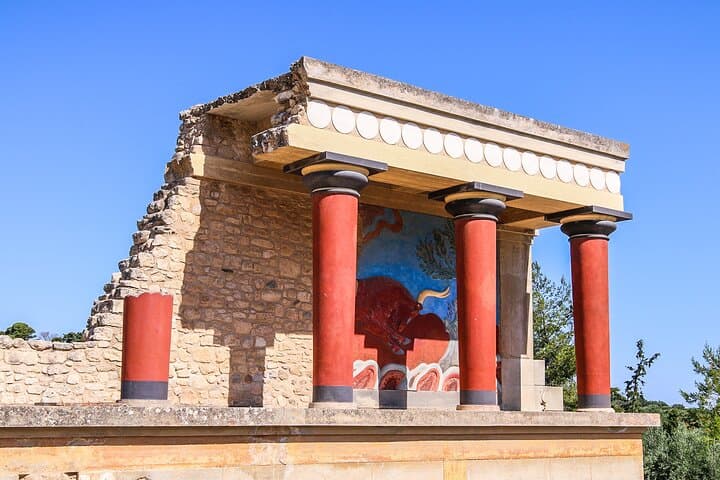 Knossos Palace and Custom Crete Adventure: Private Tour from Heraklion