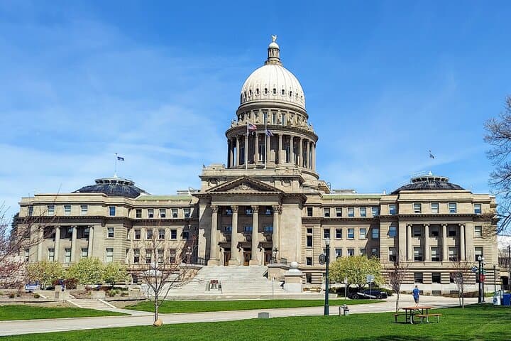 Boise Scavenger Hunt Walking Tour: Self-Guided Downtown History Game