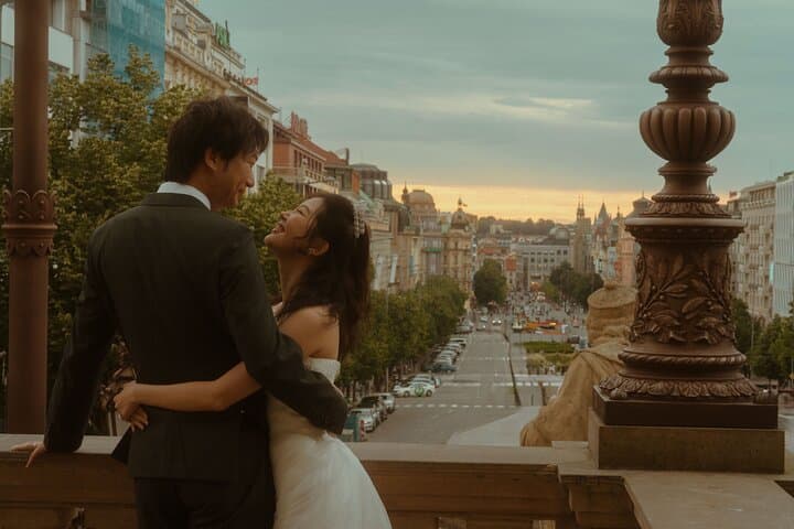 Prague Private Photoshoot: Charles Bridge to Petřín — 1-Hour Professional Session photo 5