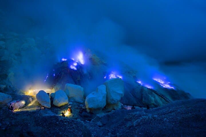 Blue Fire at Mount Ijen: Overnight Crater Trek from Ubud photo 6