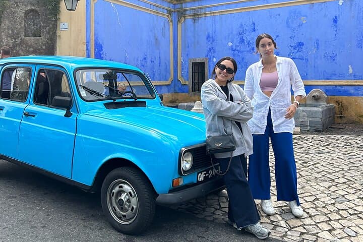 Explore Sintra and Cascais by Renault 4L: Full-Day Classic Car Tour photo 5