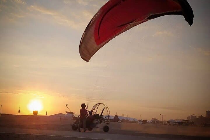 Paragliding Costa Verde Lima — Paratrike Flight over Miraflores & the Pacific photo 5