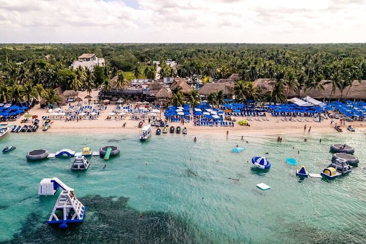 San Francisco Beach Club Cozumel: Day Pass for Snorkeling, Kayaks & Pool
