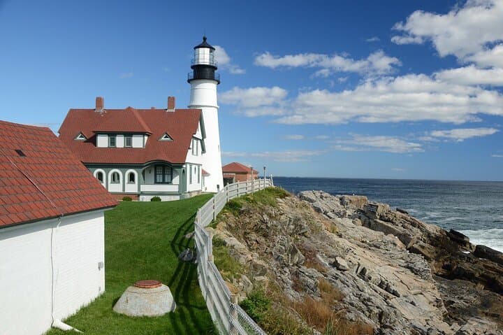 Private Portland Lighthouses & Kennebunkport Coastal Tour — 6-Hour Guided Drive