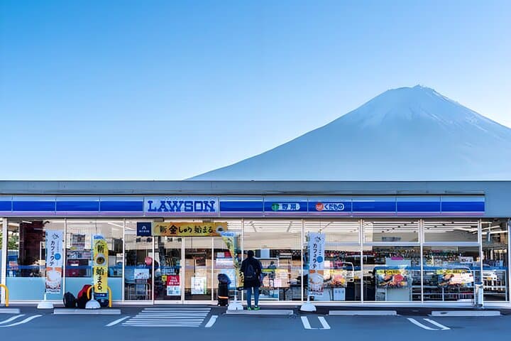 Private Mt Fuji Day Tour from Tokyo — Custom Stops, Photo Views & Shrine Visits photo 6
