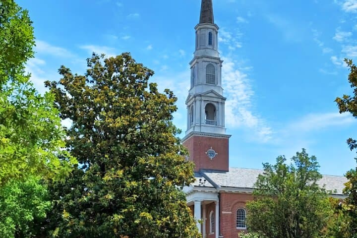 Chapel Hill Historic Churches Walking Tour: Architecture & Local Stories photo 2