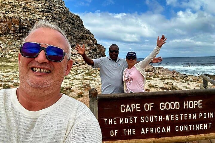 Cape Peninsula Scenic Coastal Adventure: Cape Point, Penguins & Chapman’s Peak