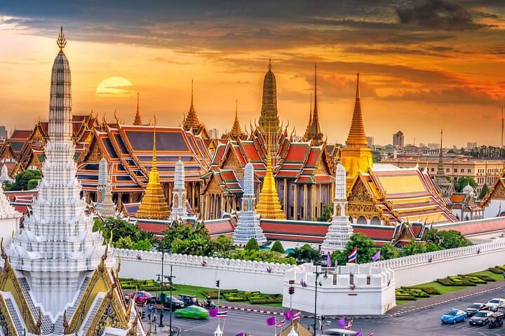 4-Day Bangkok Essentials: Grand Palace, River Canals & Floating Markets photo 2