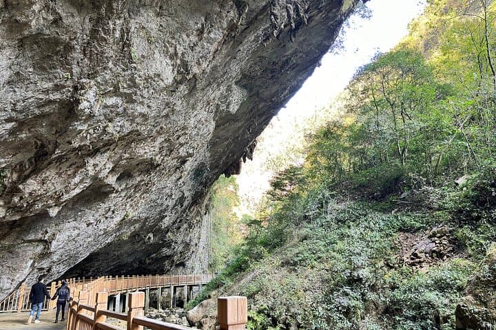Zhangjiajie Grand Canyon Glass Bridge: Visitor Guide & Tickets photo 4