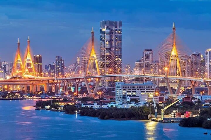 Ultimate Bangkok 3-Day Itinerary: Grand Palace, Wat Pho & Chao Phraya River Cruise photo 1