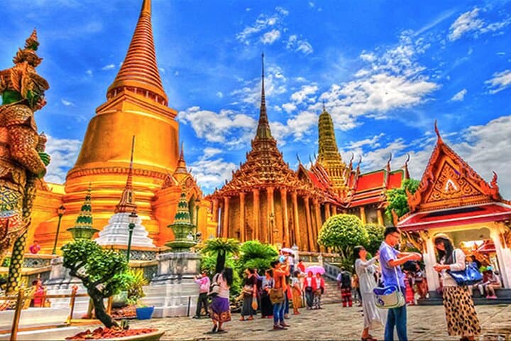 Ultimate Bangkok 3-Day Itinerary: Grand Palace, Wat Pho & Chao Phraya River Cruise photo 3