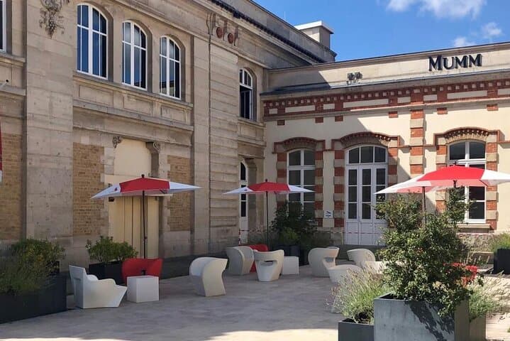 Private Champagne Tour to Mumm in Reims from Paris