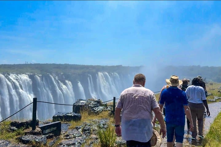 Victoria Falls Full Monty: Helicopter Flight, Bridge Tour & Zambezi Sunset Cruise photo 4