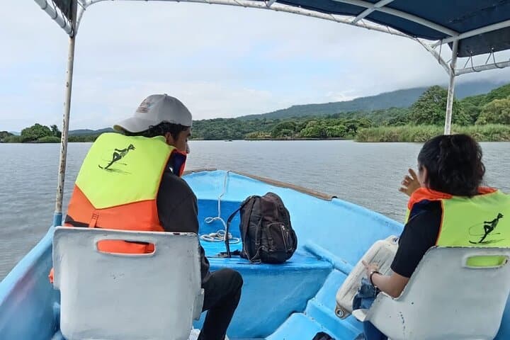 Bird Watching at Hacienda La Calera — Mombacho Nature Reserve, Granada photo 6