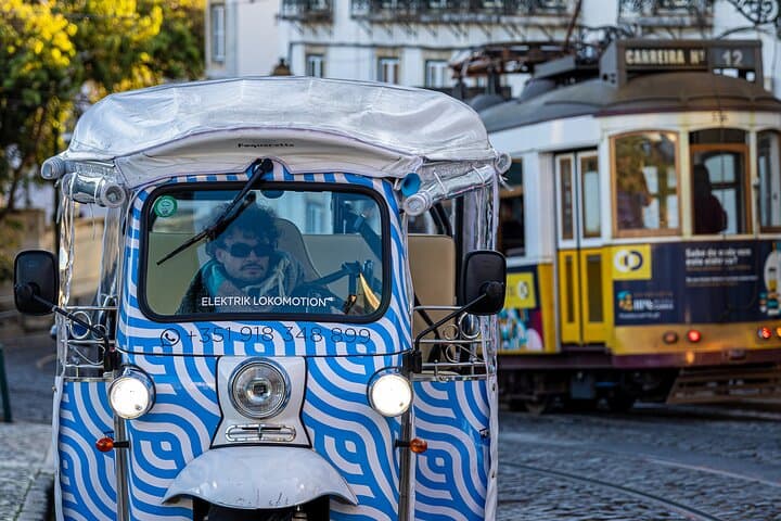 Lisbon Tuk-Tuk Private Guided Tour — 4‑Hour All‑City Highlights photo 6