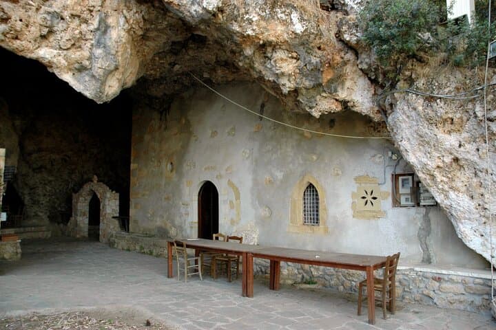 Cave & Cretan Brewery Tour with Lunch — Saint John’s Cave to Zounaki Brewery photo 2