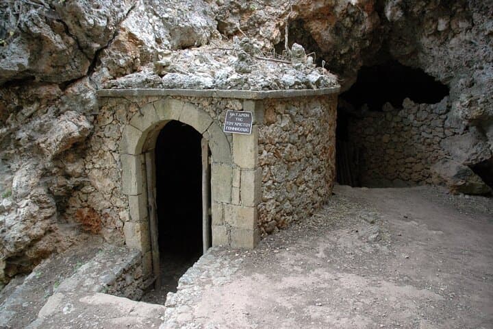 Cave & Cretan Brewery Tour with Lunch — Saint John’s Cave to Zounaki Brewery photo 3