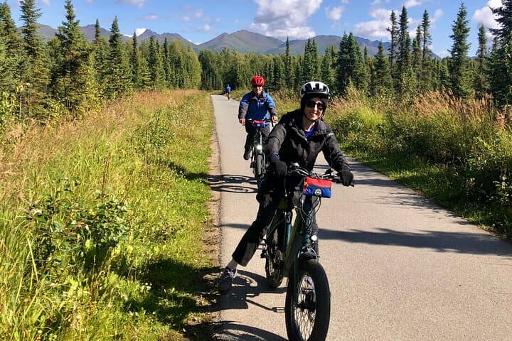 Anchorage Ebike Coastal Trail and History Tour photo 5