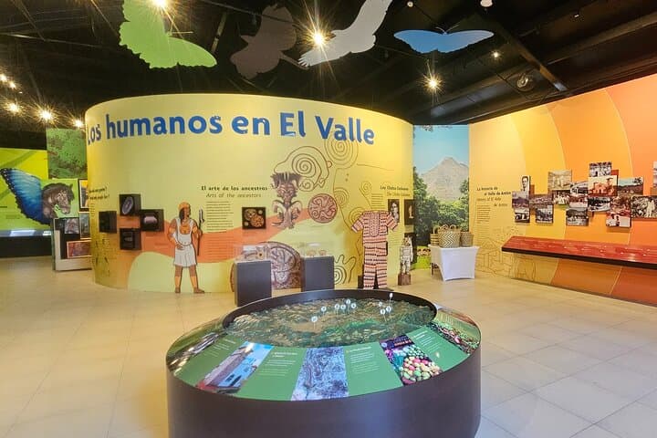 Anton Valley Excursion: Hiking El Valle’s Waterfalls, Petroglyphs and El Nispero Zoo photo 5